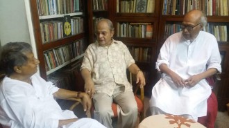 সান্ধ্য সংলাপ কিংবা দীর্ঘ কথালাপ। শঙ্খ ঘোষ ও দেবেশ রায়ের সঙ্গে। ১৮/০৫/২০১৯ 
Conversations with Sankha Ghosh and Debesh Ray, 18/05/2019 